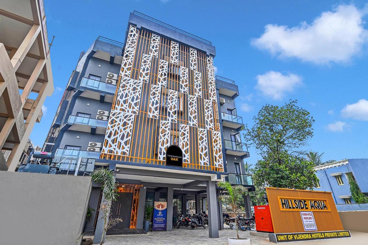 Отель Super Townhouse Oak Hillside Aqua Khandagiri Экстерьер фото