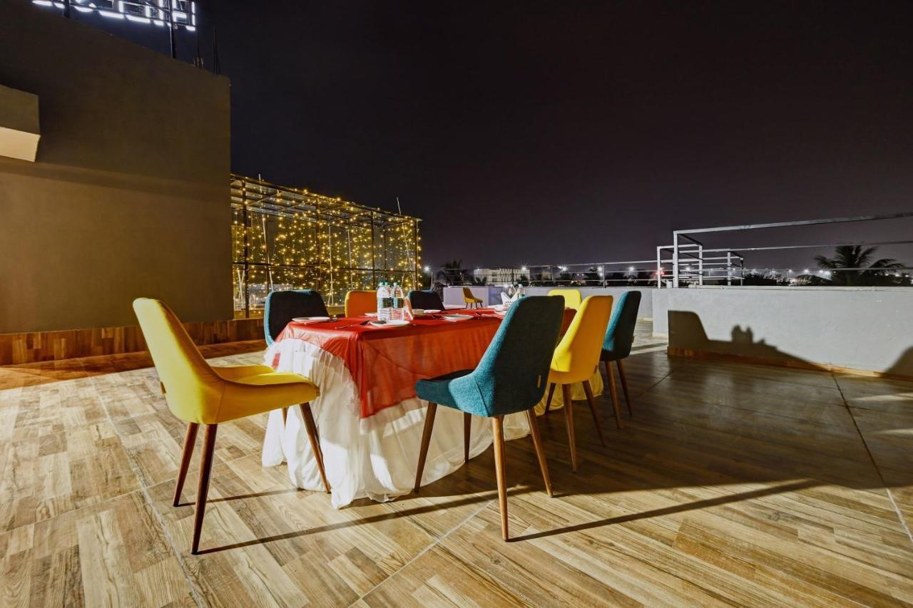 Отель Super Townhouse Oak Hillside Aqua Khandagiri Экстерьер фото