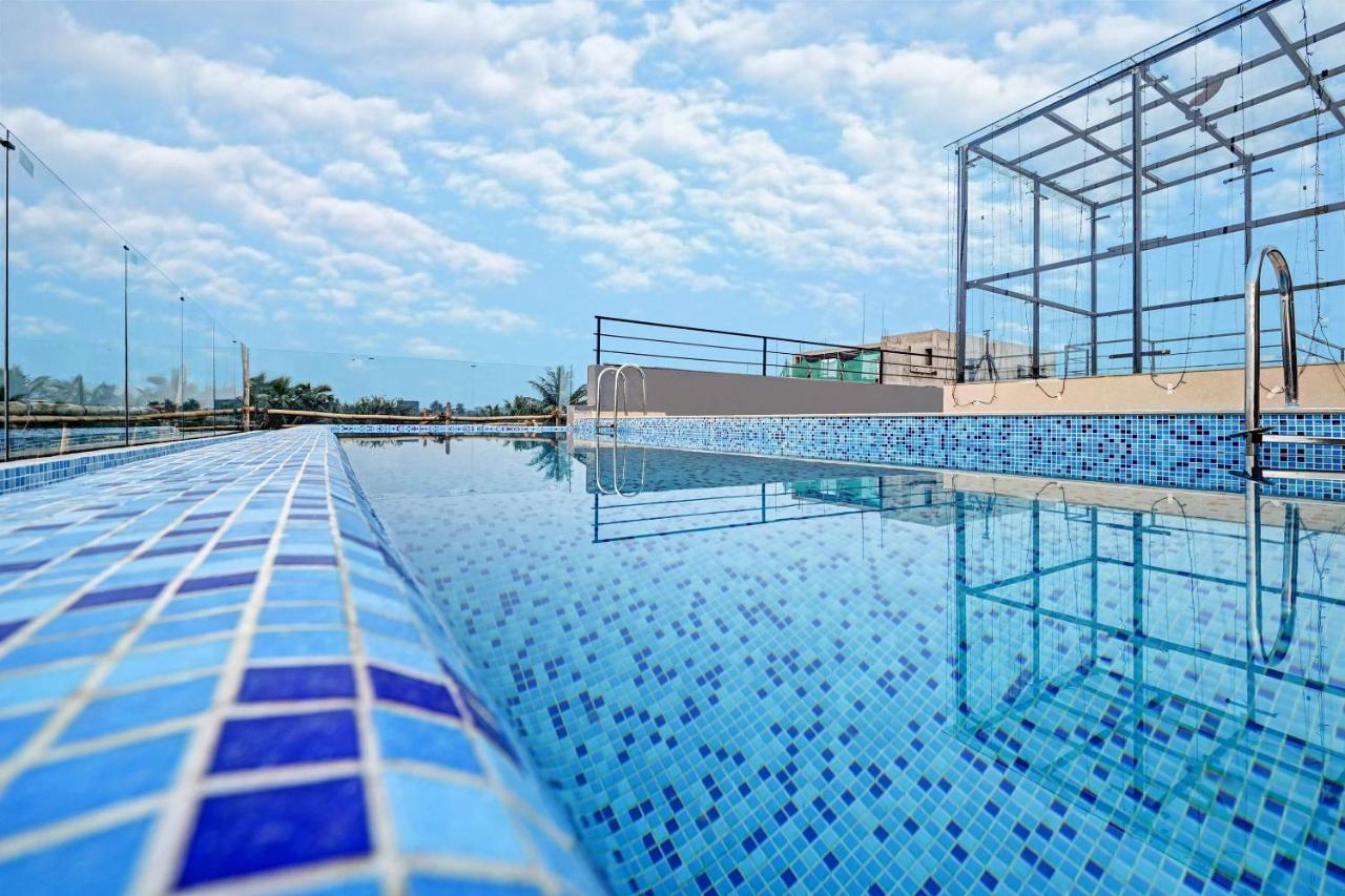 Отель Super Townhouse Oak Hillside Aqua Khandagiri Экстерьер фото